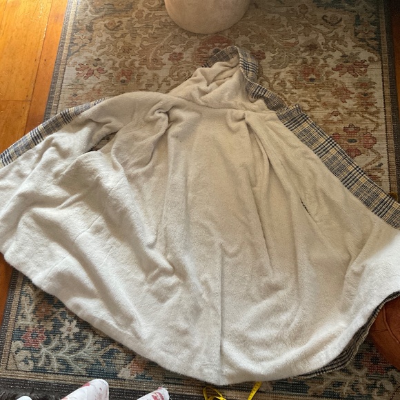 Vintage Wool Hooded Reversible Tartan Plaid Cape - Picture 8 of 12